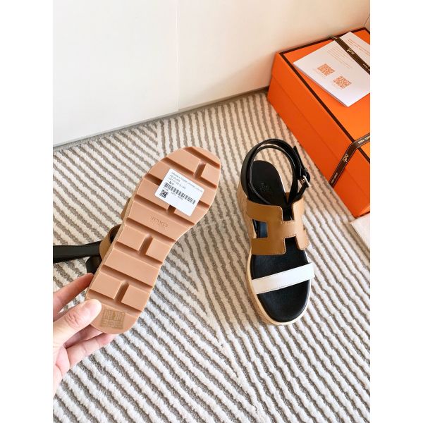 HERM Havane 30 Sandals in Bi-color Calfskin Leather