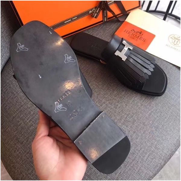 HERM Auteuil Sandals In Black Calfskin