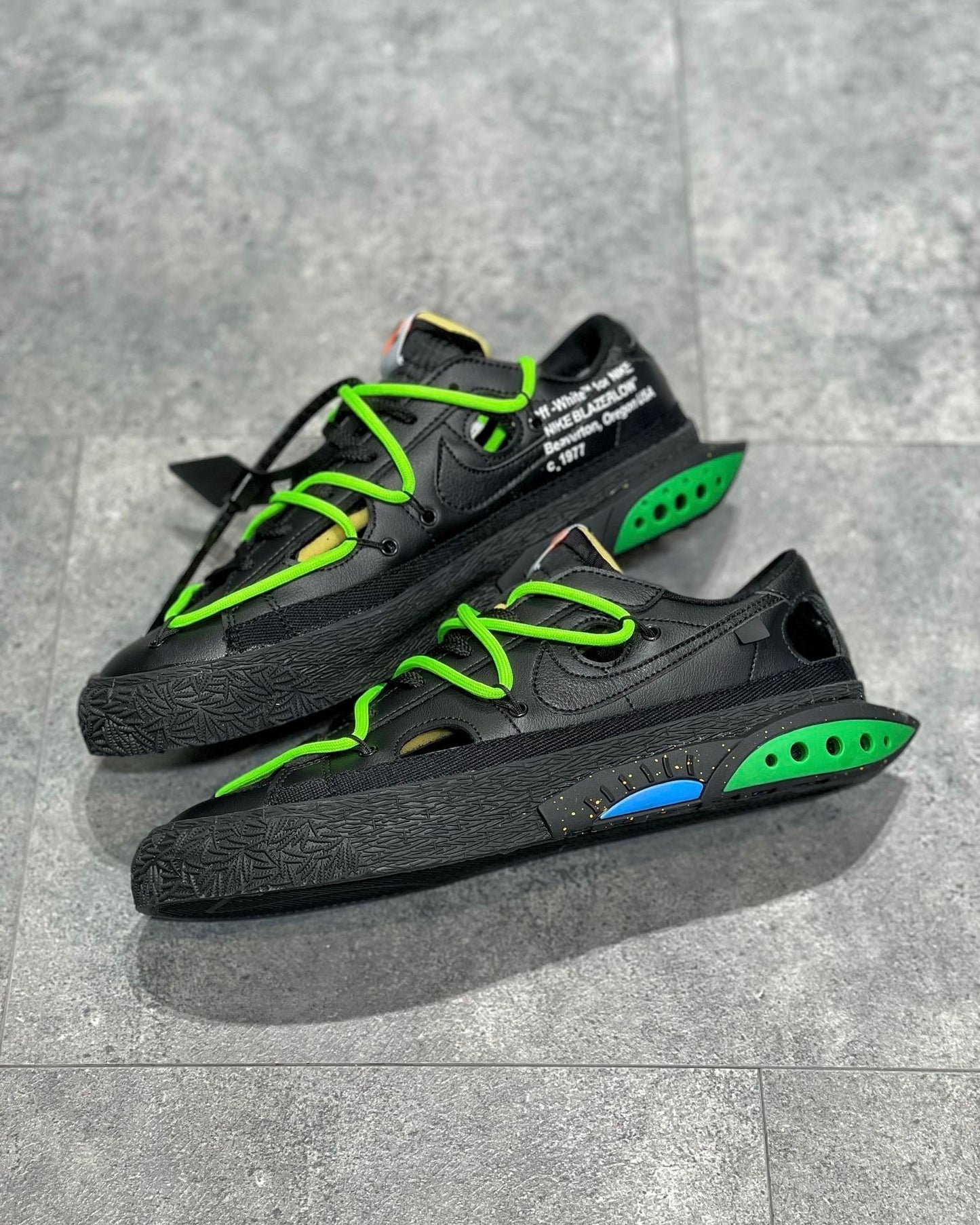 NKE Blazer Low 77 x Off-White
