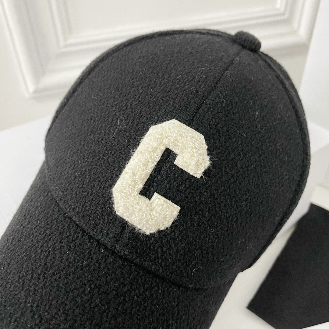 Caps