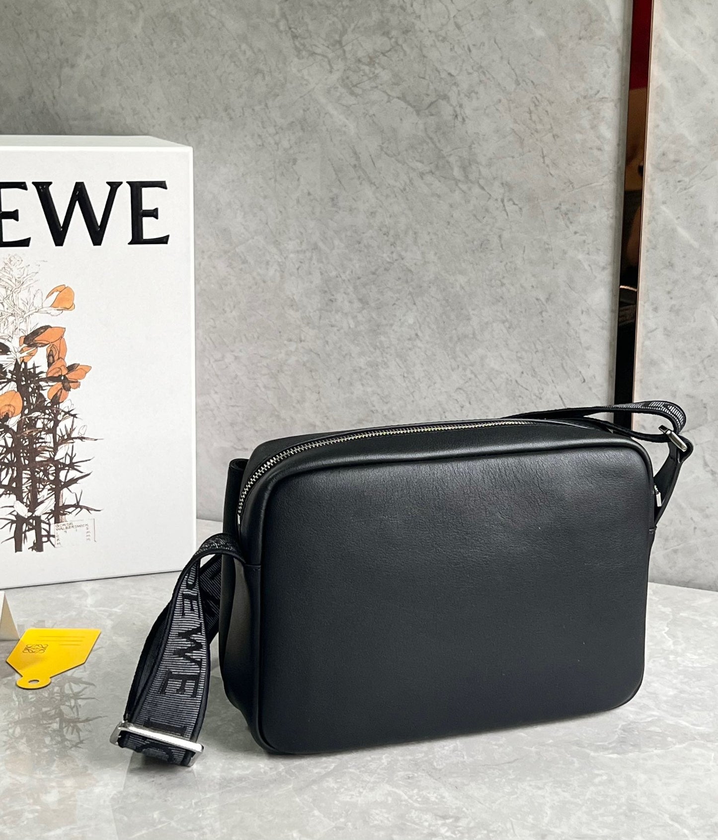LO Messenger Bag