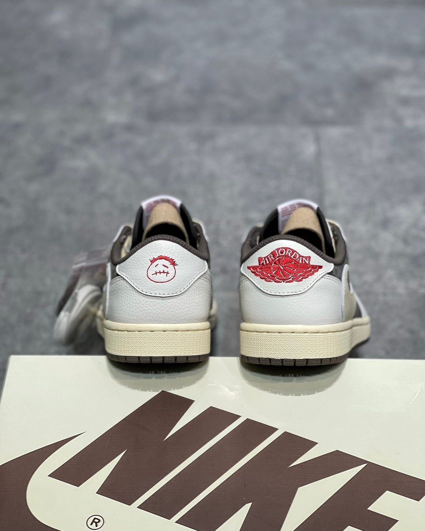 Travis Scott x AJ 1 Low