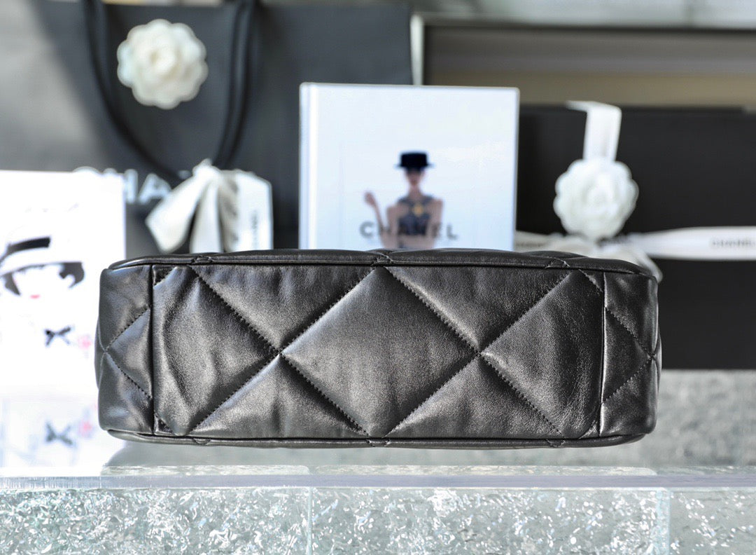 CHA 22K 19Shopping Bag