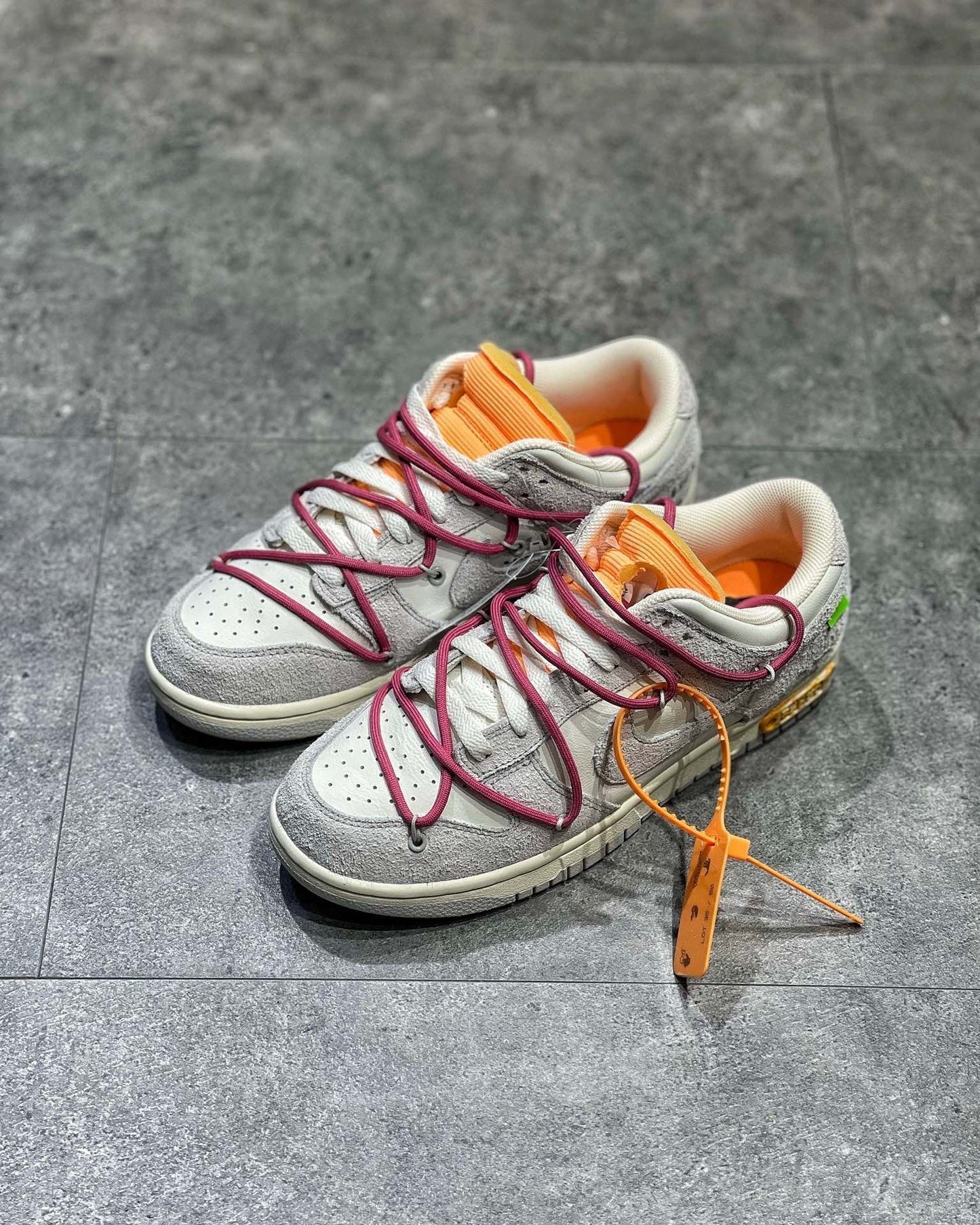 NKE Dunk x Off-White