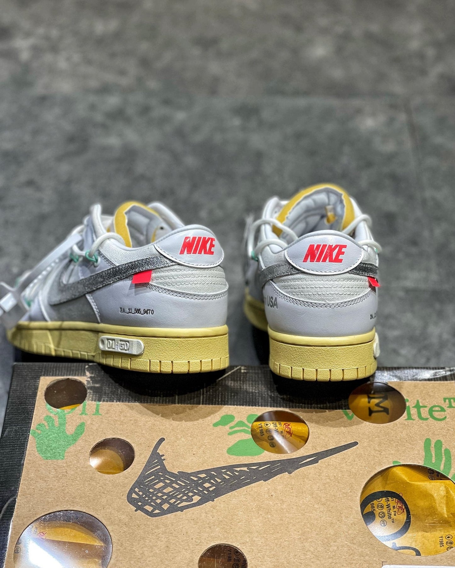 NKE Dunk x Off-White
