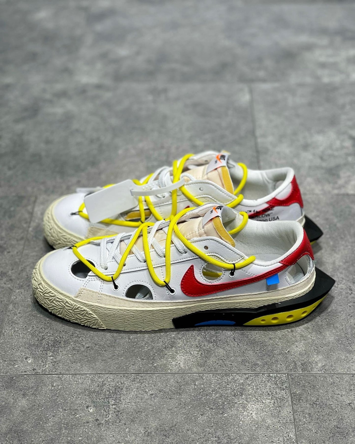 NKE Blazer Low 77 x Off-White