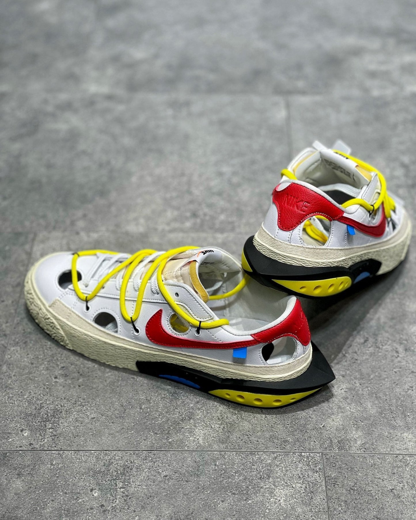 NKE Blazer Low 77 x Off-White