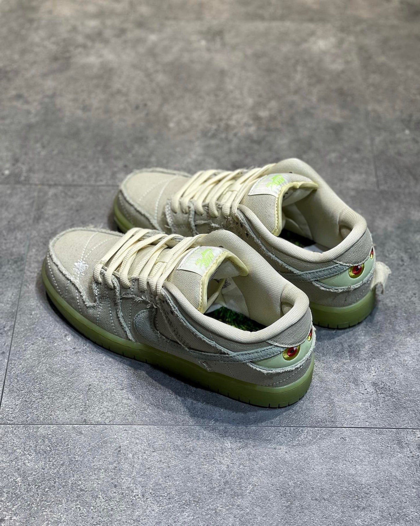 NKE SB Dunk Low Mummy