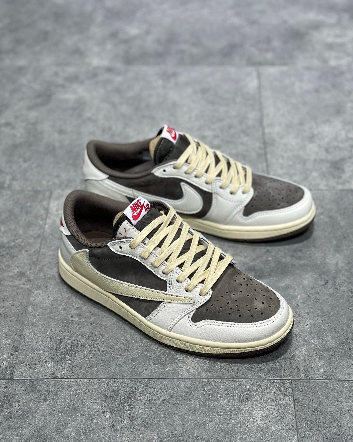 Travis Scott x AJ 1 Low