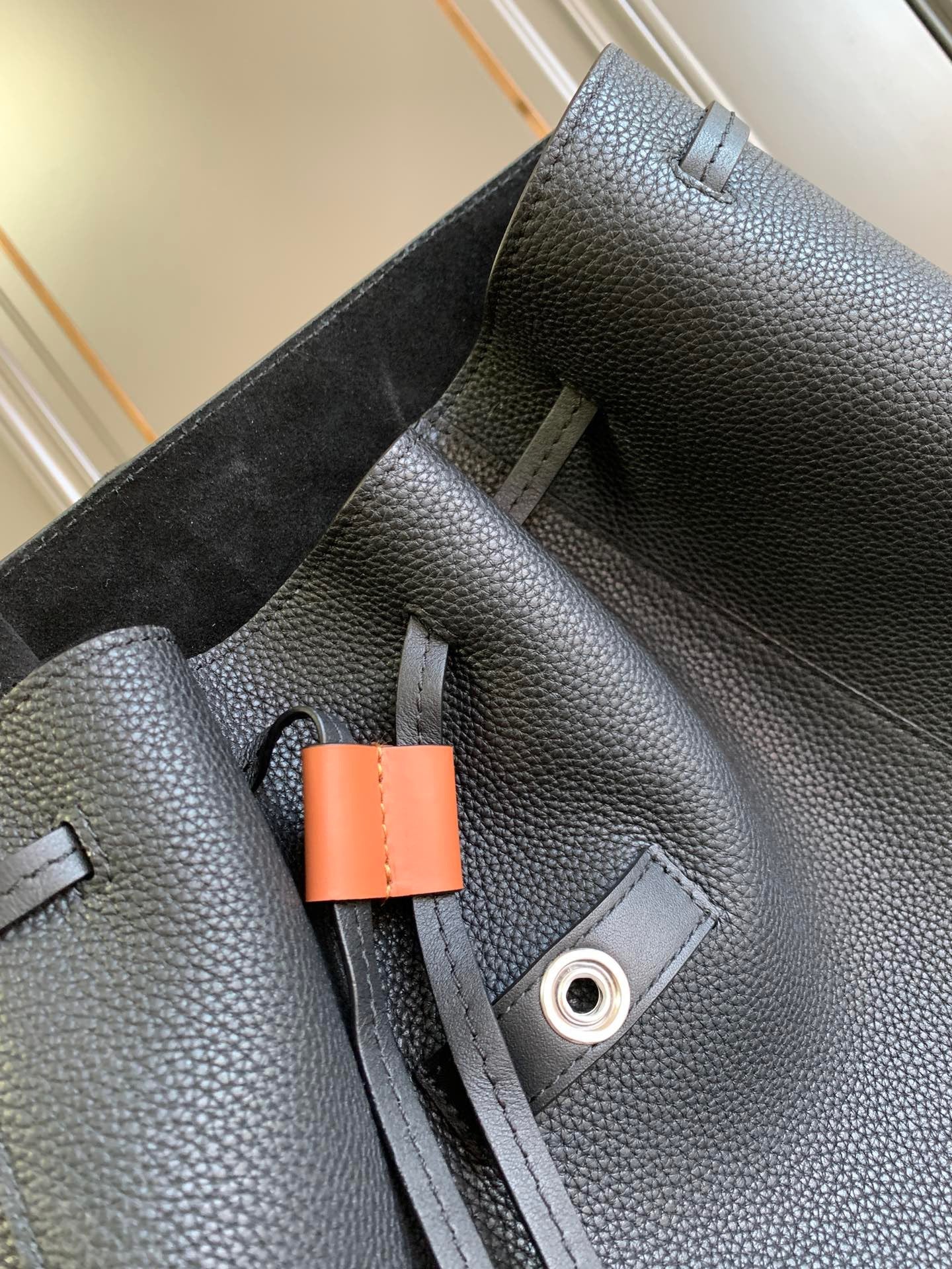 LO Backpack