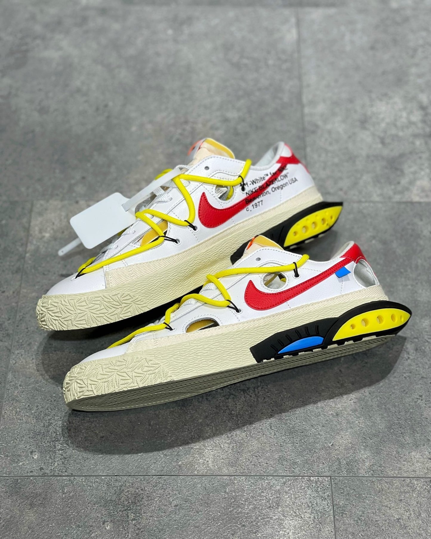NKE Blazer Low 77 x Off-White