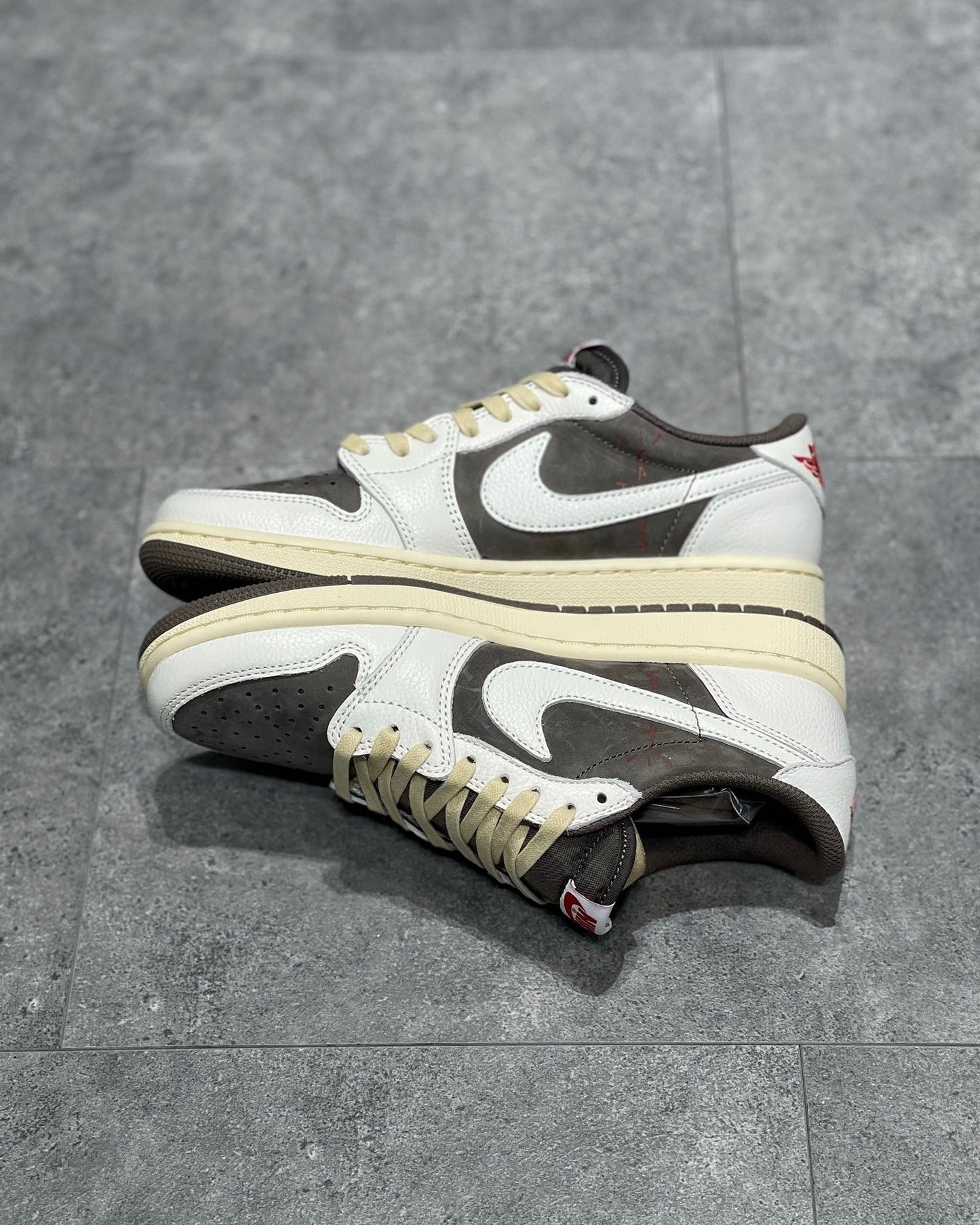 Travis Scott x AJ 1 Low
