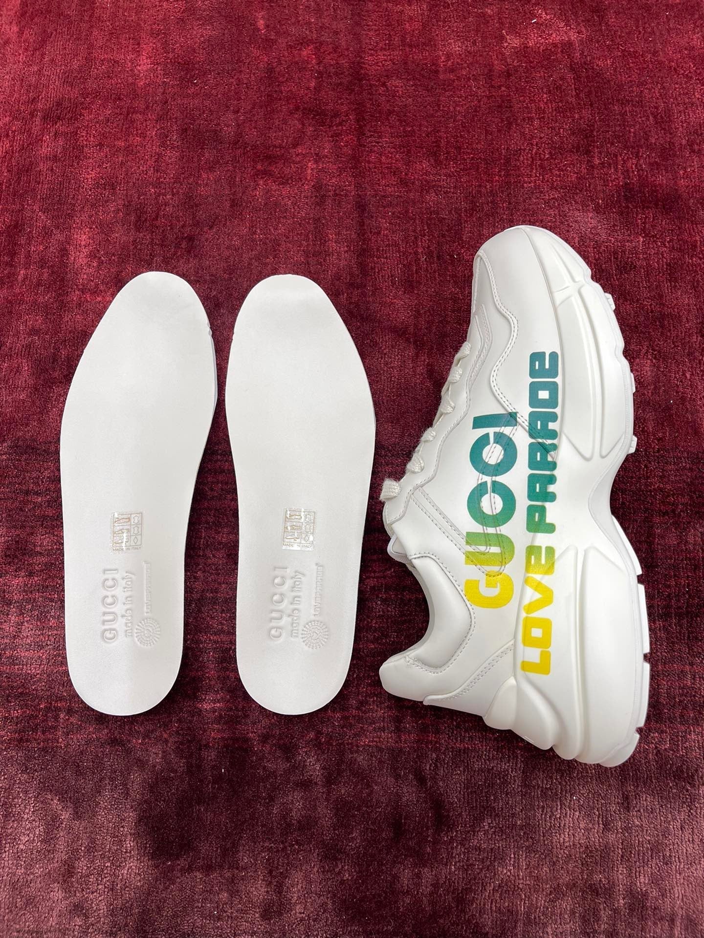 Sneakers & Shoes