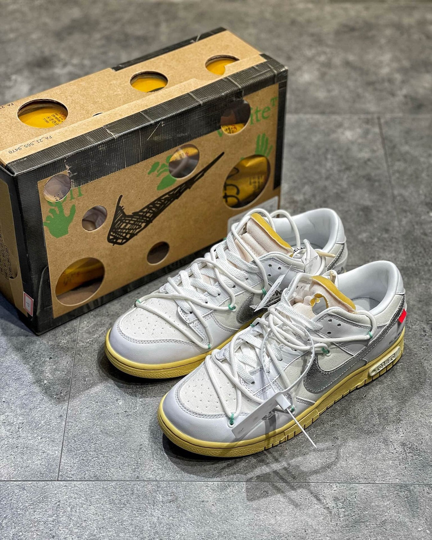 NKE Dunk x Off-White