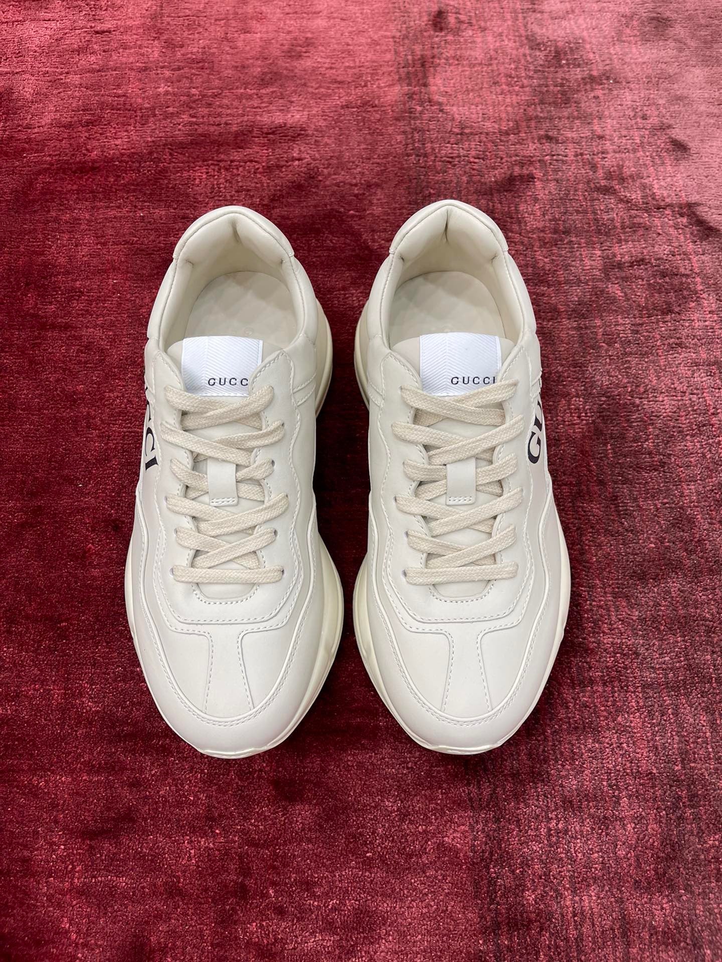 Sneakers & Shoes