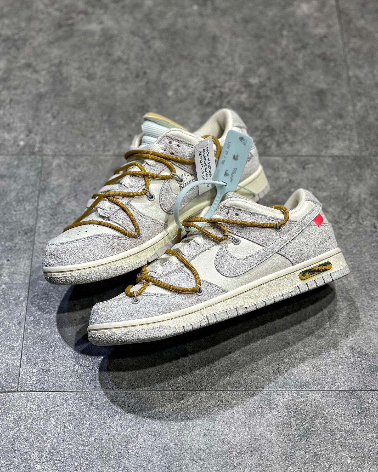 NKE Dunk x Off-White