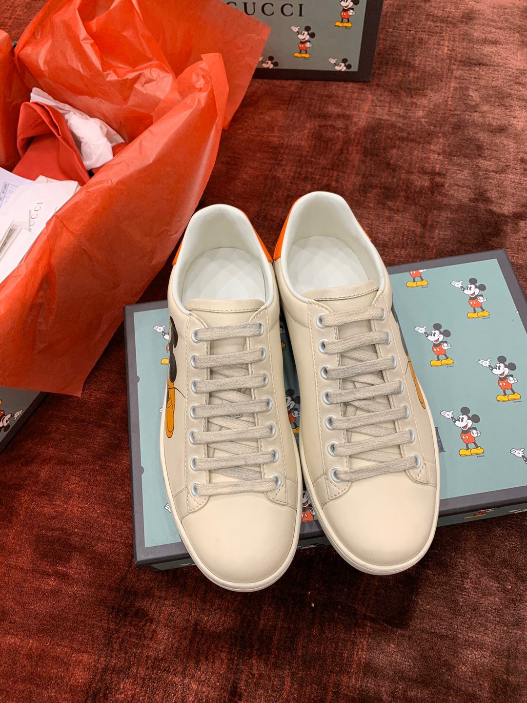 Sneakers & Shoes