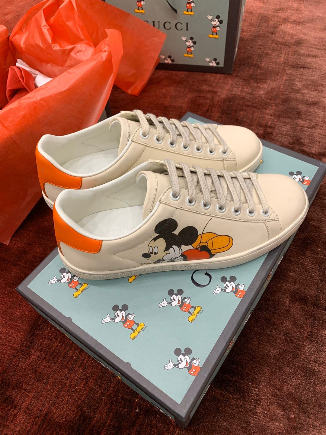 Sneakers & Shoes