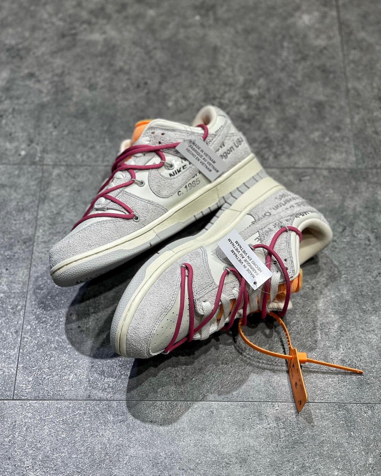 NKE Dunk x Off-White