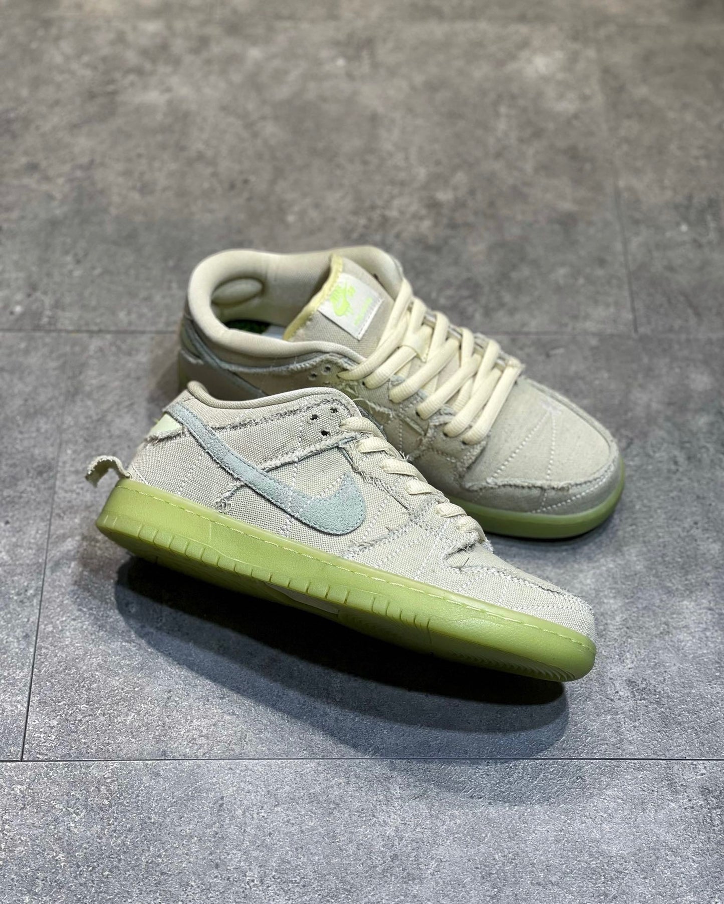 NKE SB Dunk Low Mummy