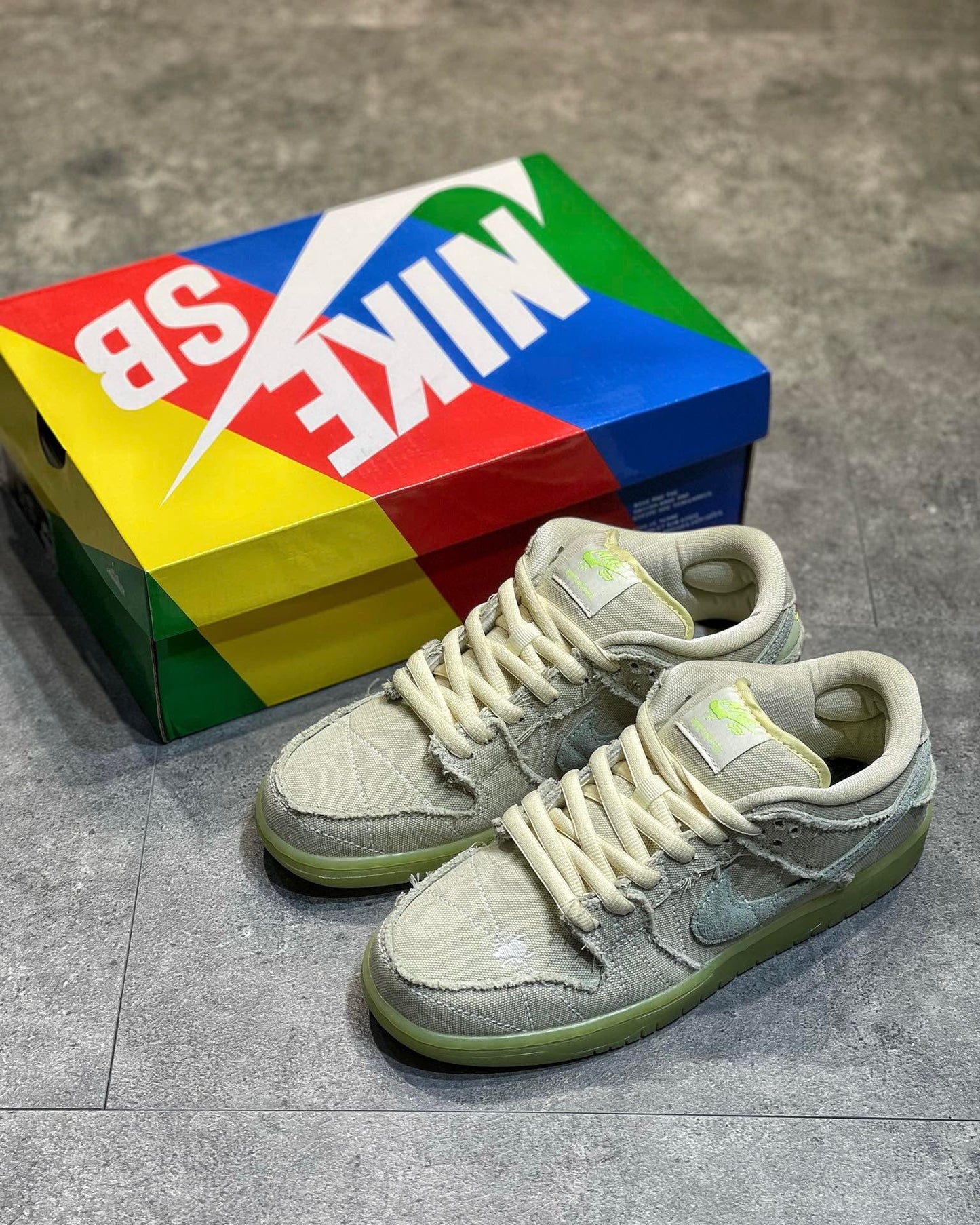NKE SB Dunk Low Mummy