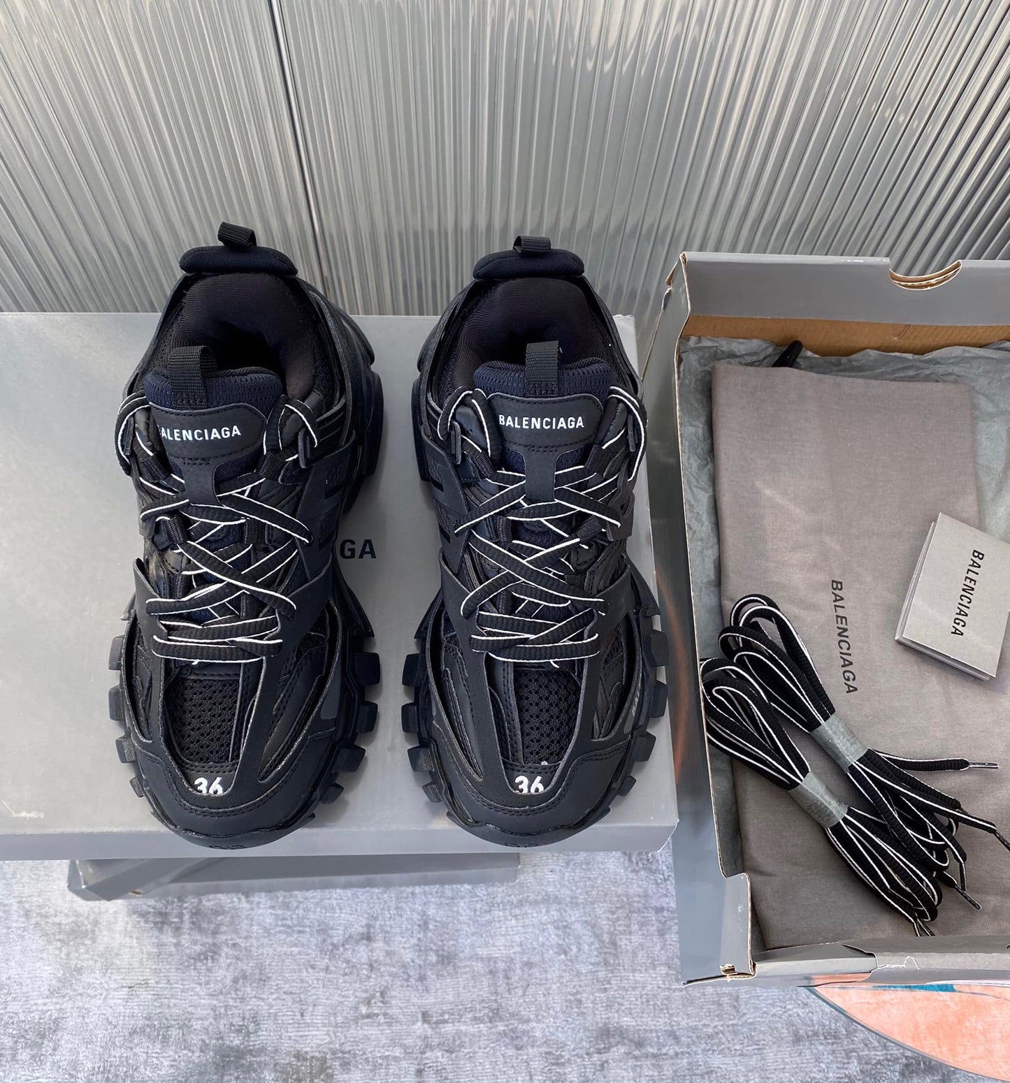 BLCG Sneakers