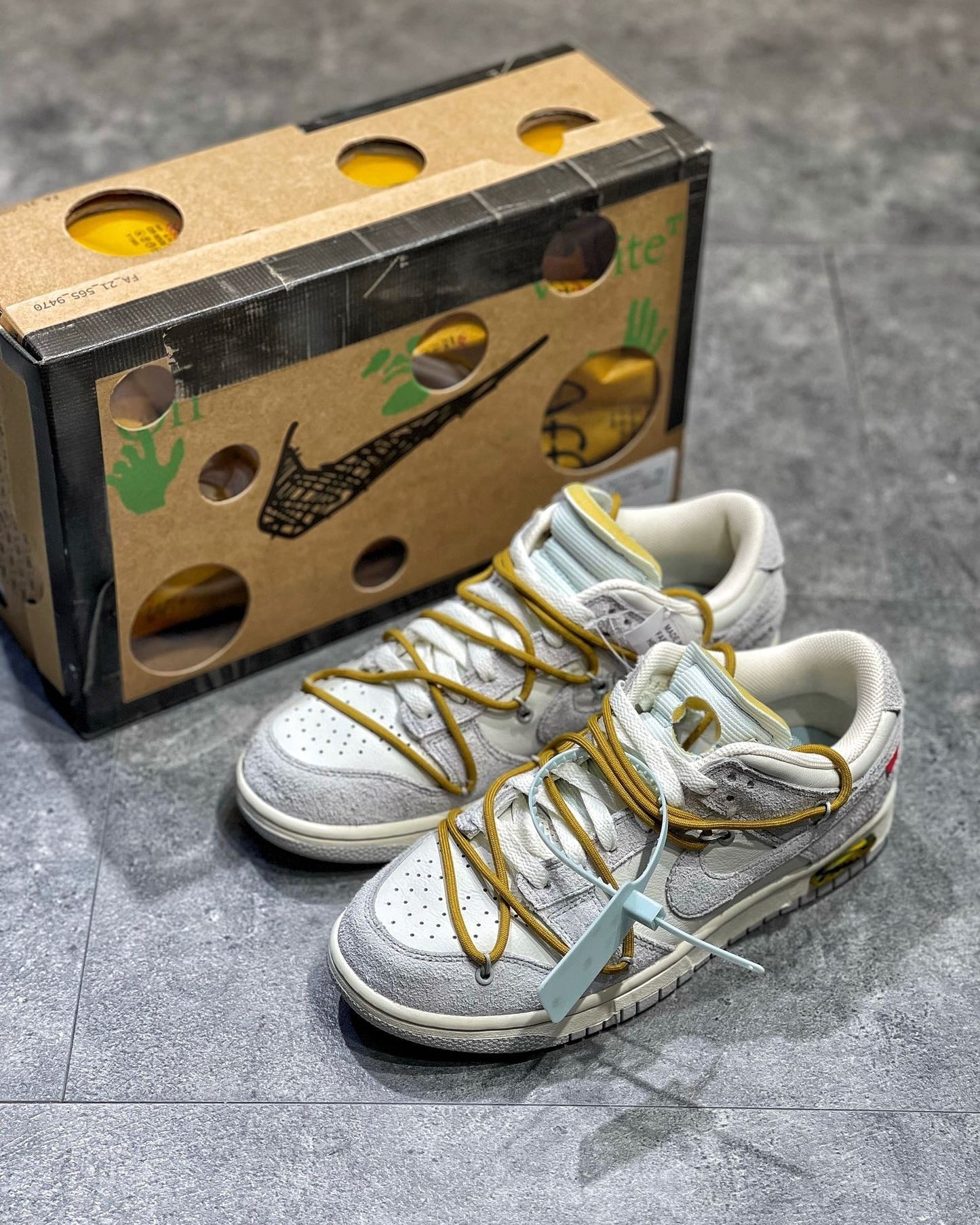 NKE Dunk x Off-White