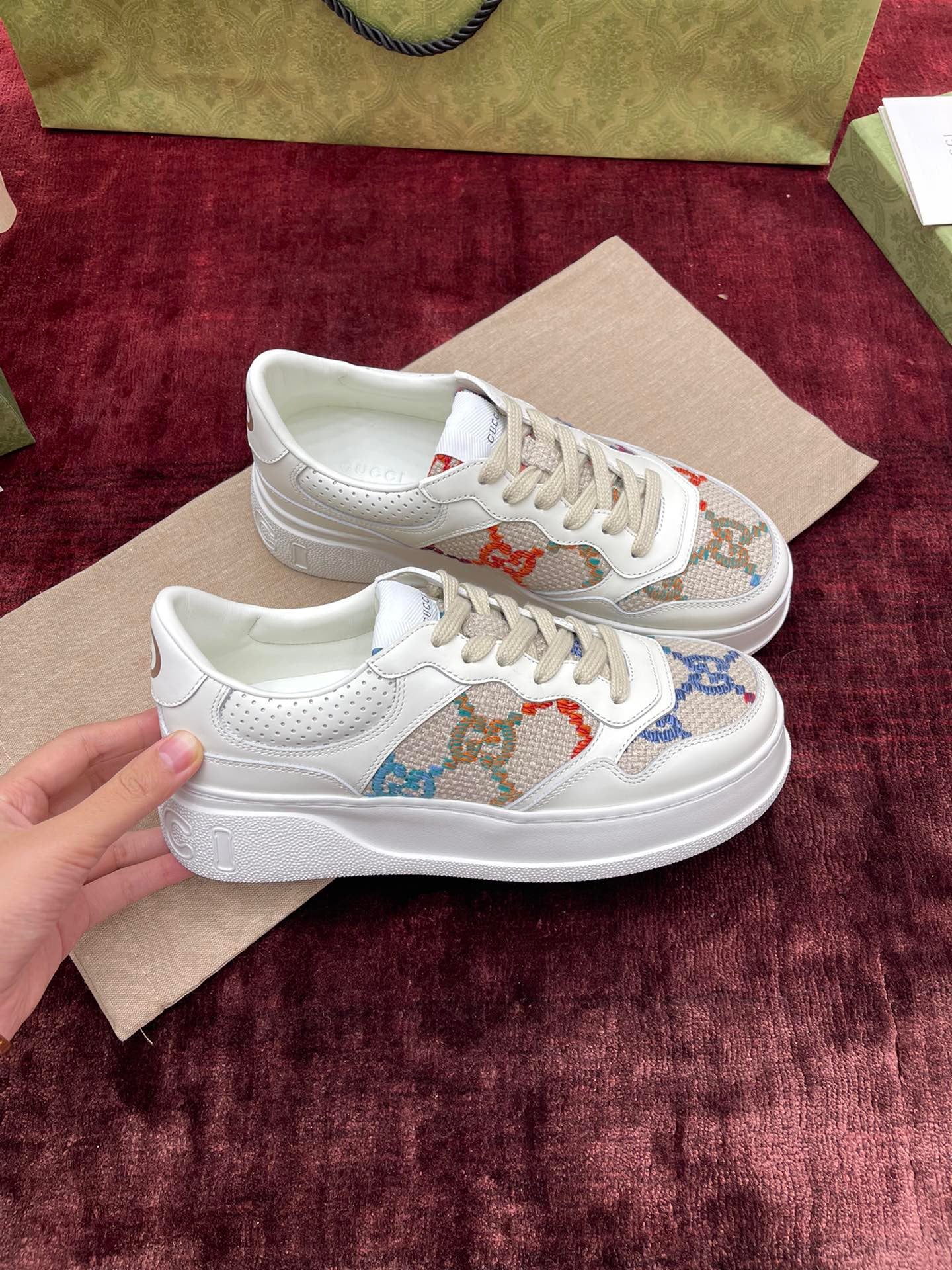 Sneakers & Shoes
