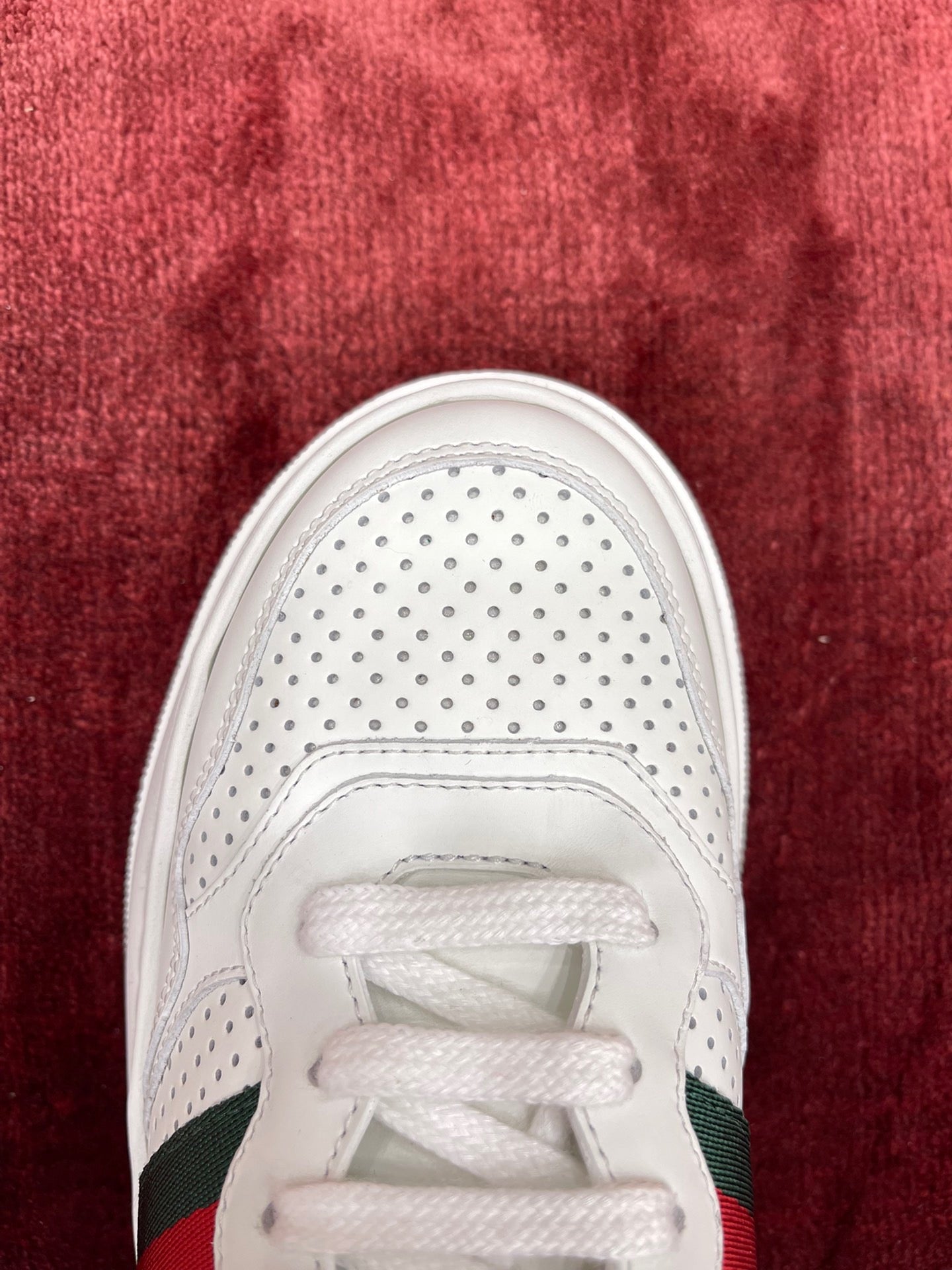 Sneakers & Shoes
