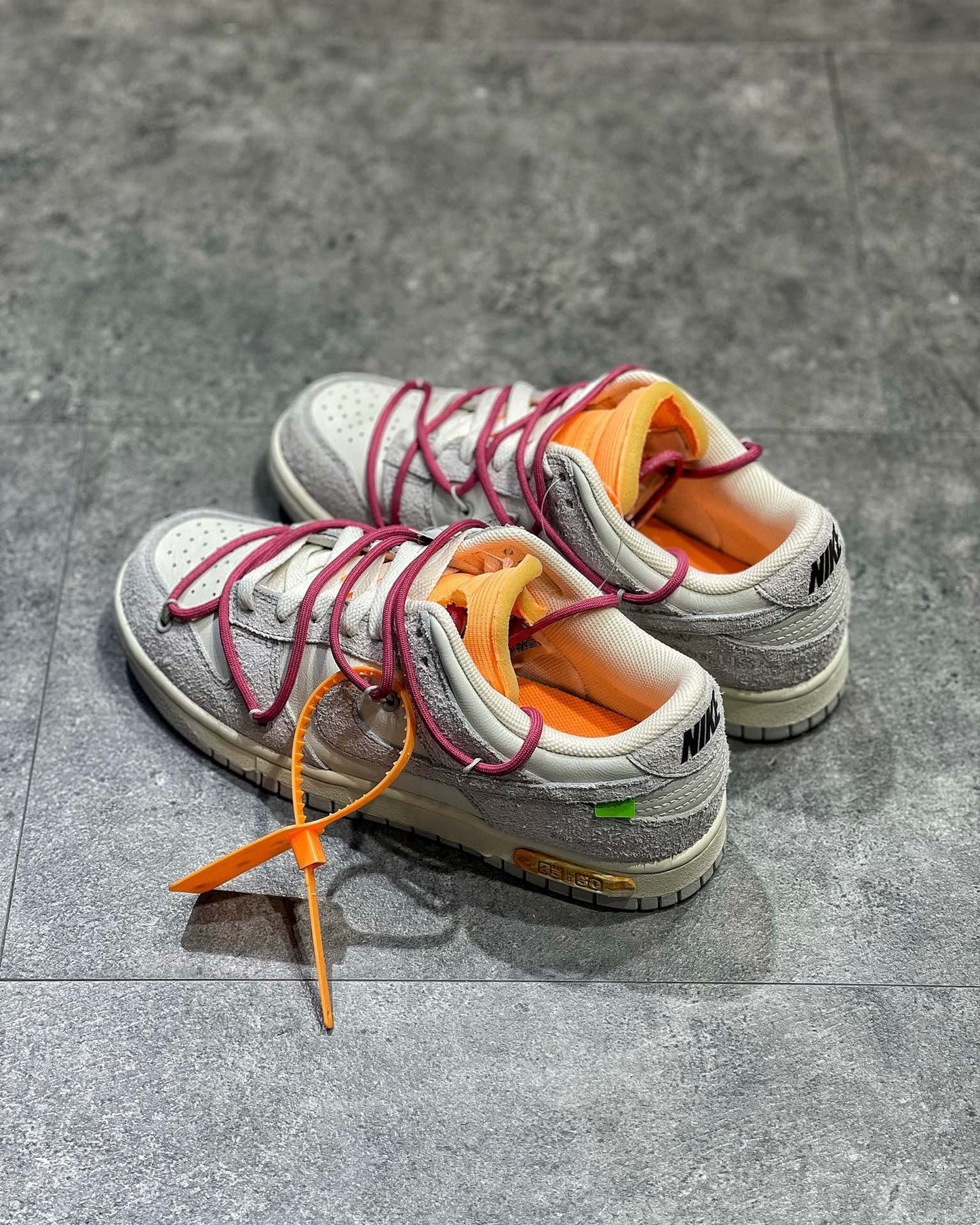 NKE Dunk x Off-White