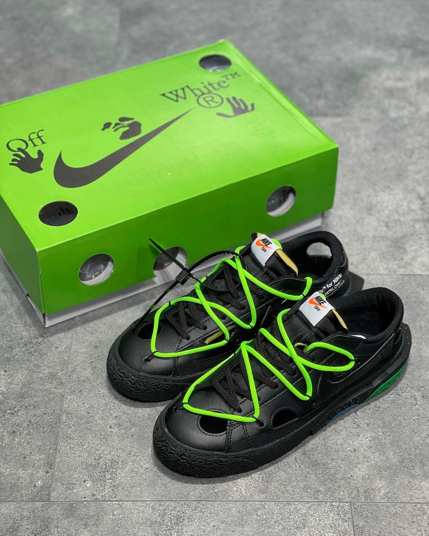 NKE Blazer Low 77 x Off-White