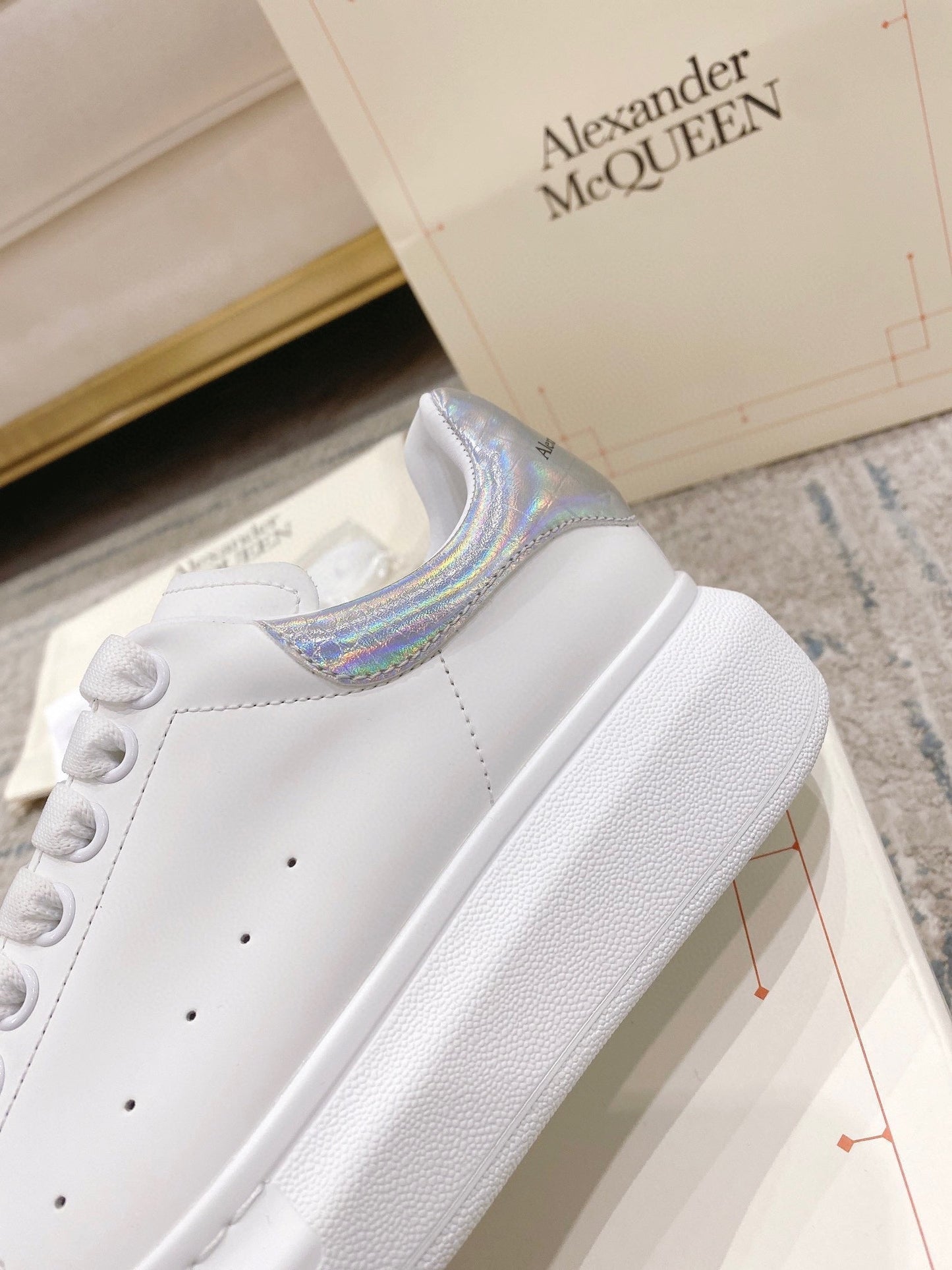 Sneakers & Shoes