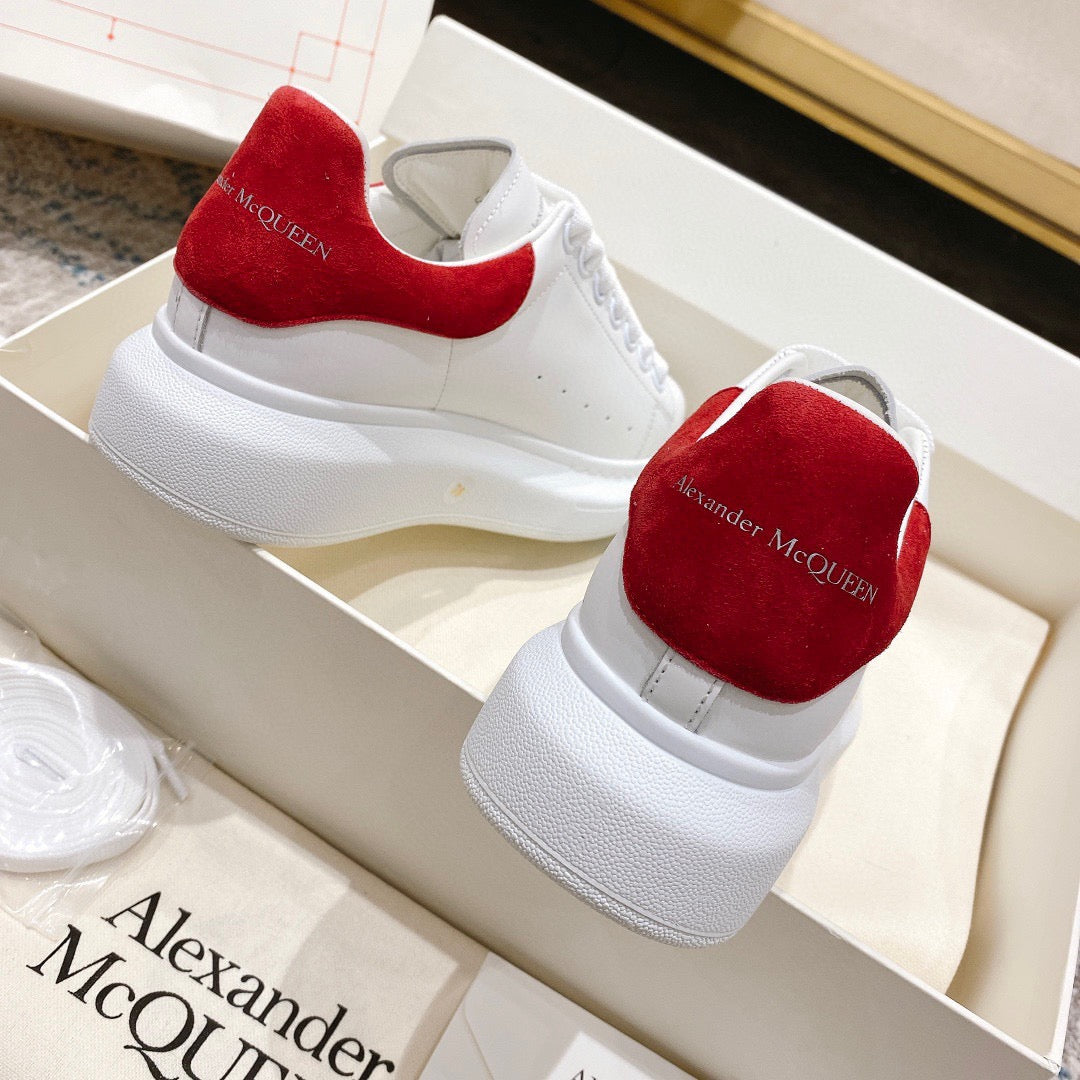 Sneakers & Shoes