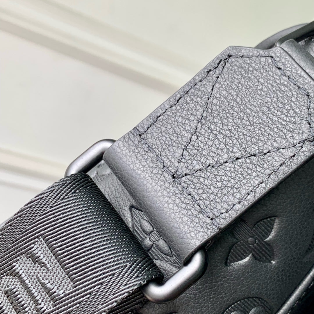 PULSE MESSENGER 26.6 IN BLACK MONOGRAM SHADOW EMBOSSED CALFSKIN