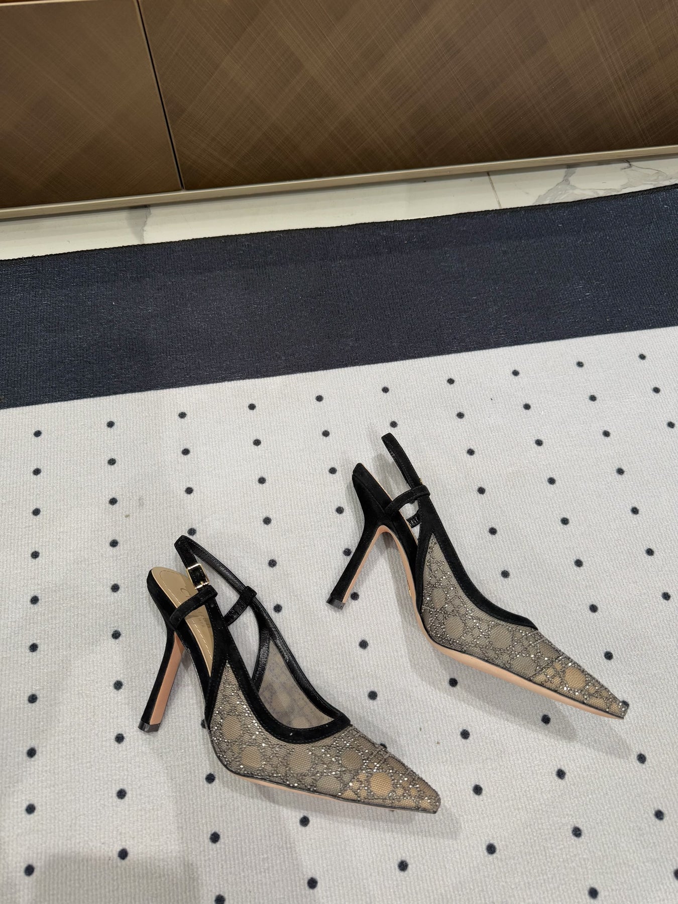 HIGH HEELS SLINGBACK IN BLACK LAMB SUEDE 10 CM