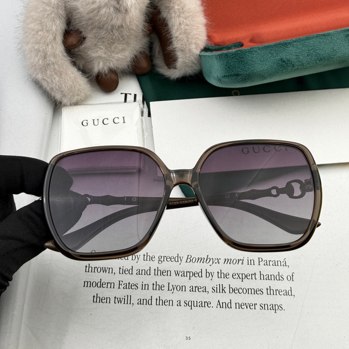 CHAIN LINK DETAIL SQUARE FRAME SUNGLASSES G3612 IN ACETATE