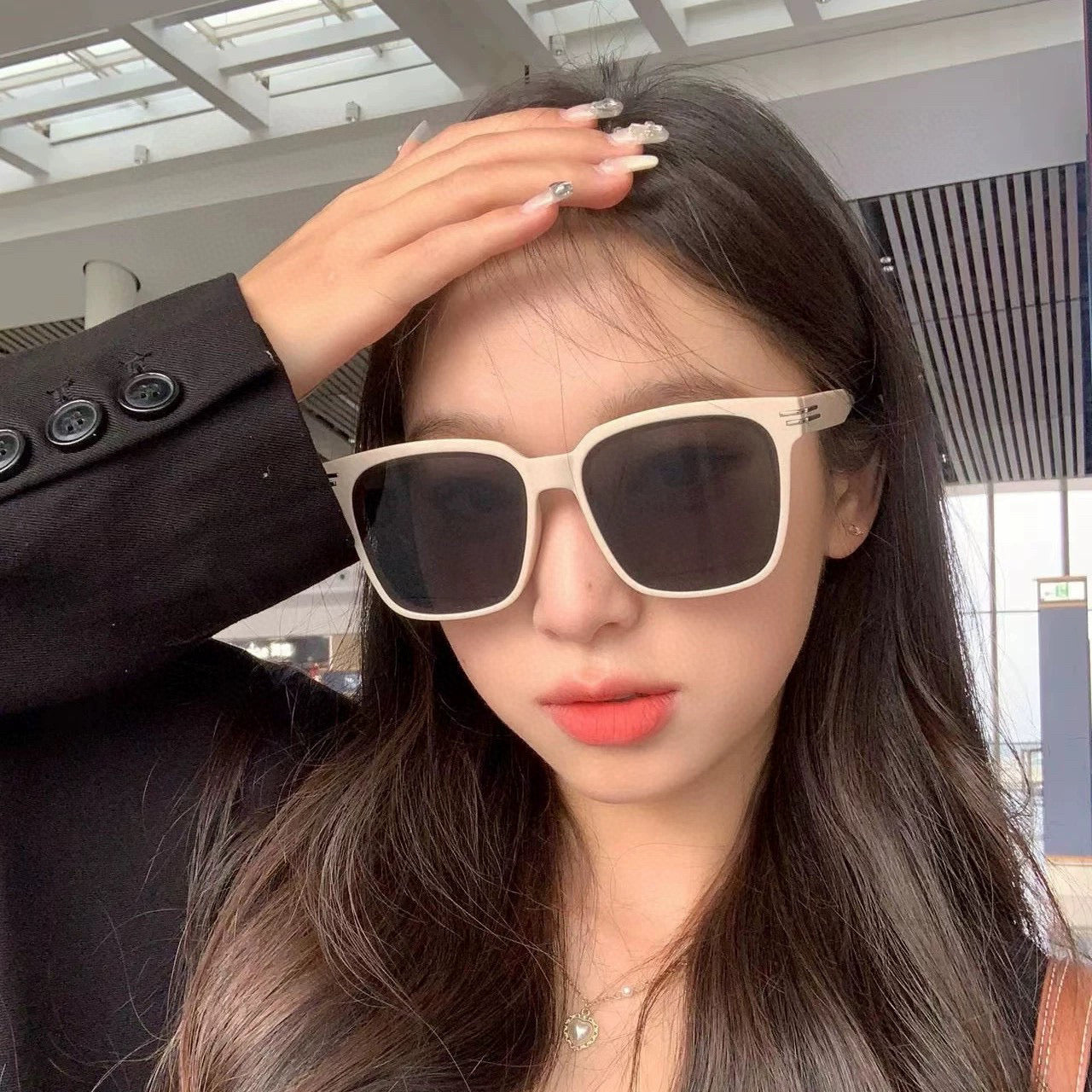 MONTAIGNE SUNGLASS CD195 IN IVORY ACETATE