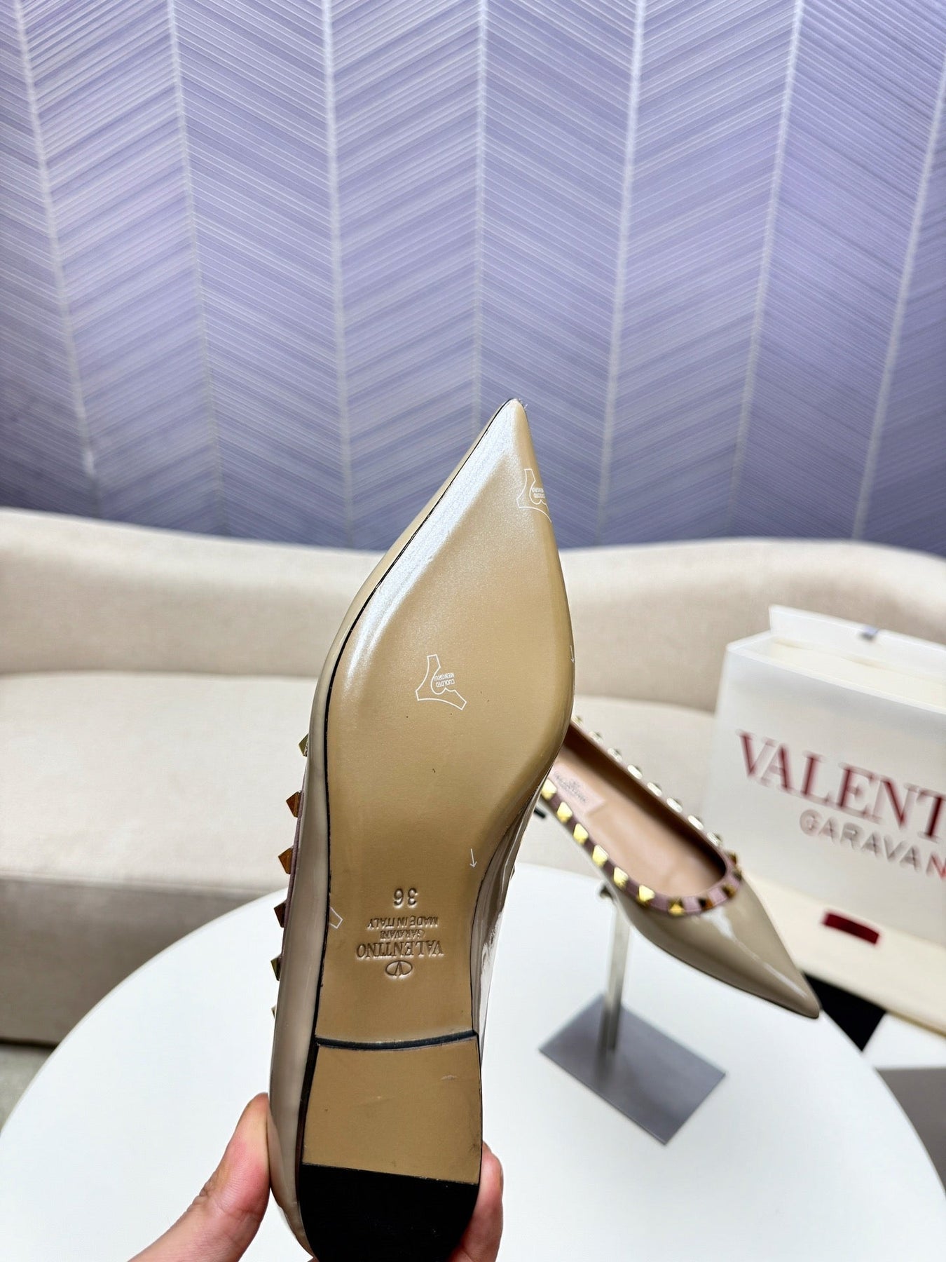 ROCKSTUD FLAT PUMP IN SAND BROWN CALFSKIN