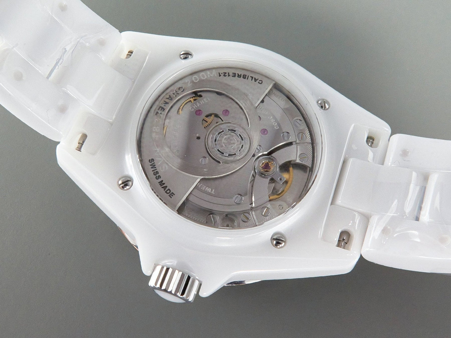 J12 Automatic White Ceramic White Numerals Black White Hands White Dial