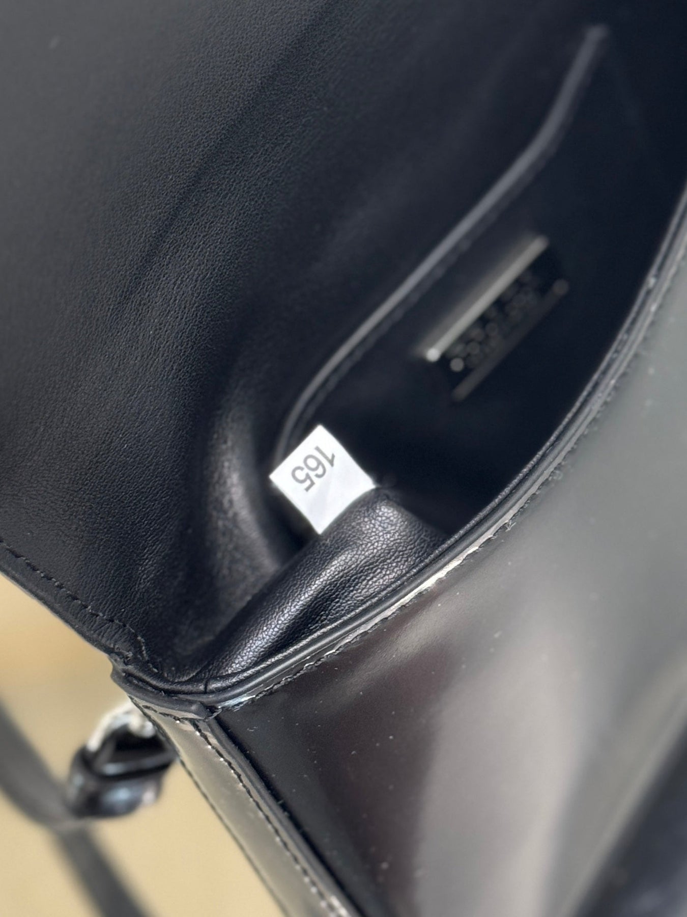 FLAP BAG 18 IN BLACK SHINY CALFSKIN