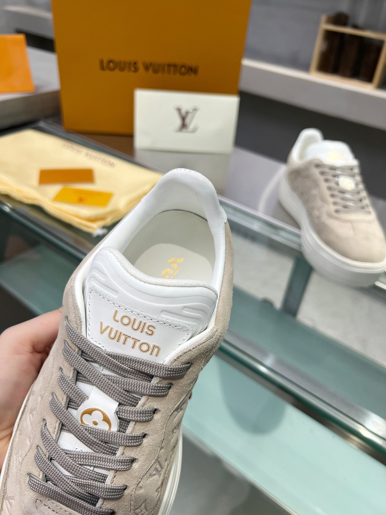 LV WOMEN GROOVY PLATFORM IN CAMEL BROWN EMBOSSED SUEDE