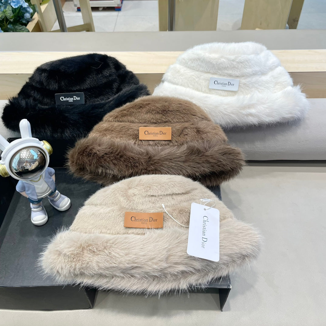 BUCKET HAT IN WHITE MINK FUR 433471