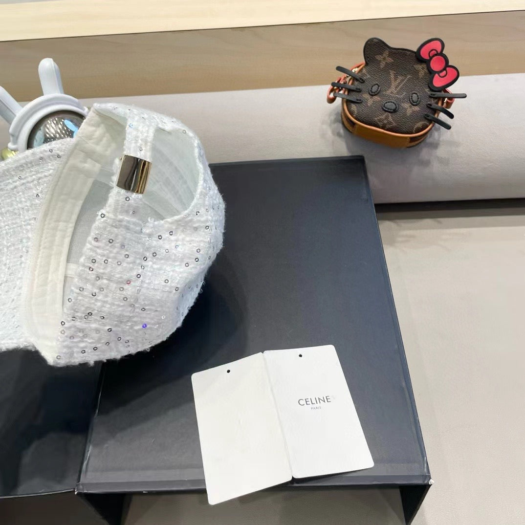 BASEBALL CAP MODEL 650507 IN WHITE TEXTURED SPARKLE FABRIC