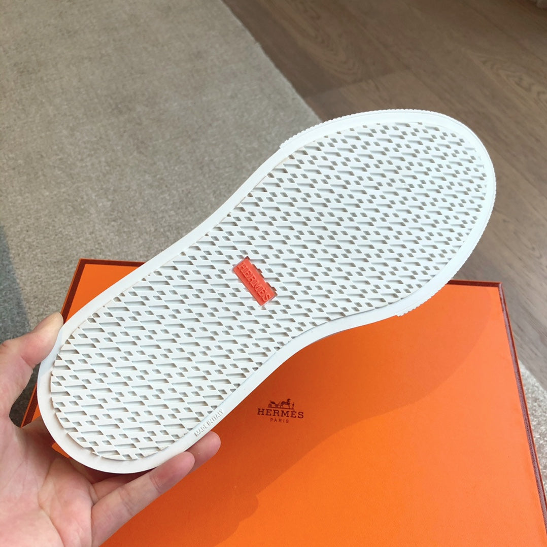 GAME SLIP-ON SNEAKER CARAMEL SUEDE