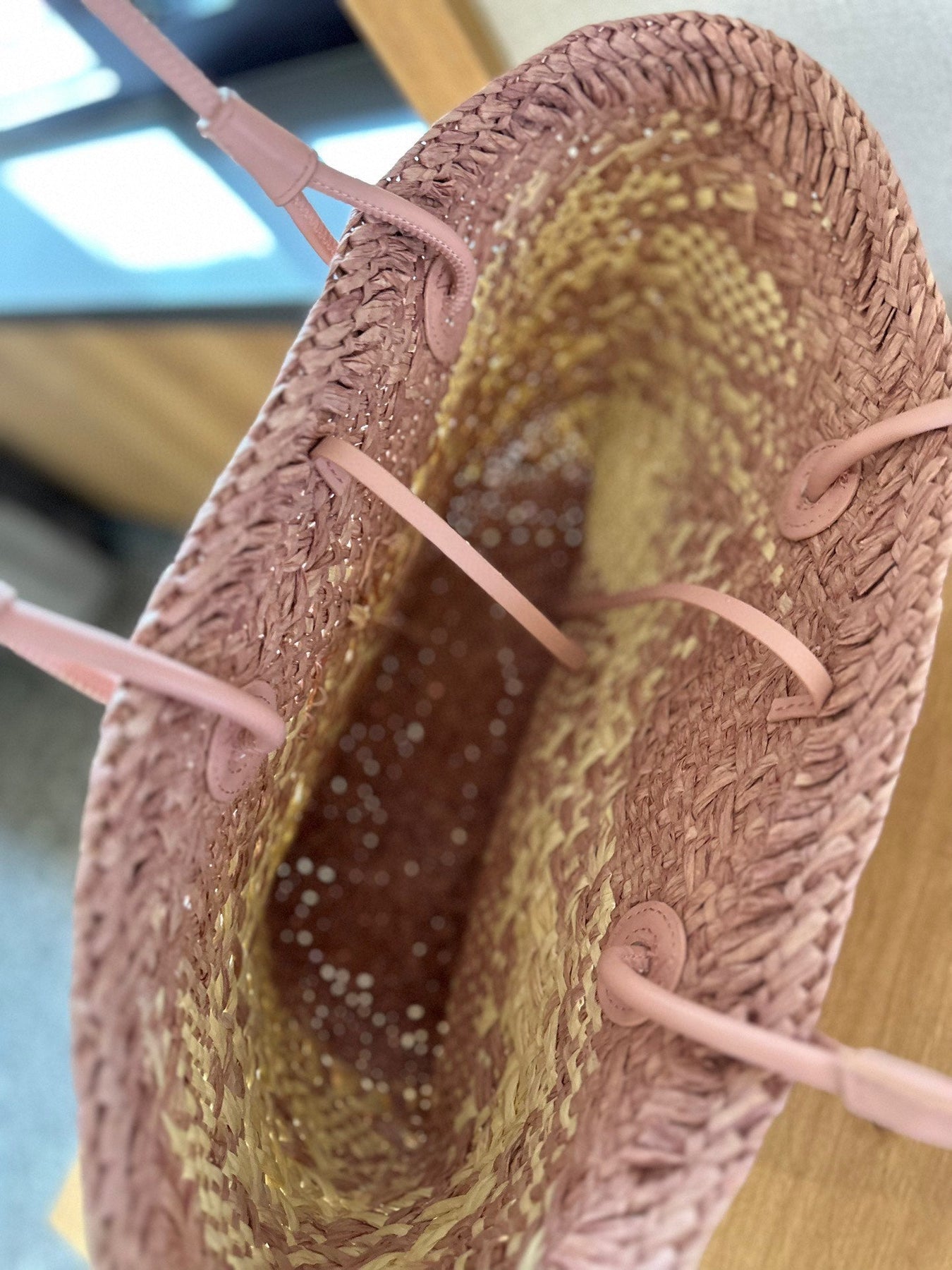 LOE SMALL ANAGRAM BASKET 28 BAG IN TURKISH ROSE IRACA PALM AND CALFSKIN