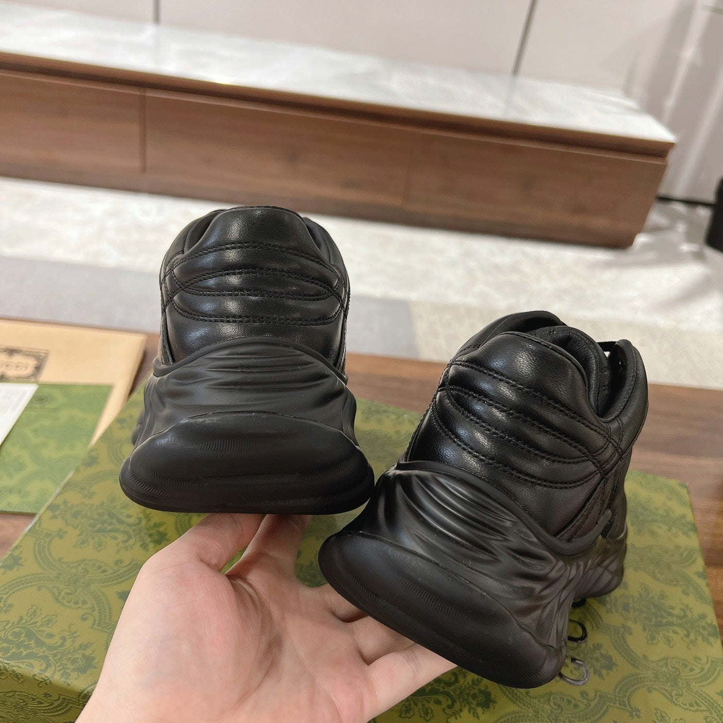 GG RIPPLE SNEAKER BLACK