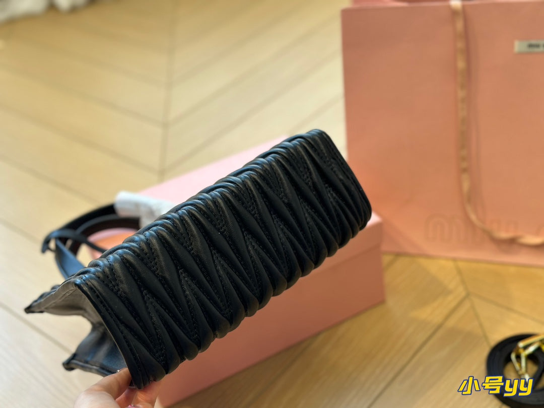 HOBO 24 BAG IN BLACK LAMBSKIN