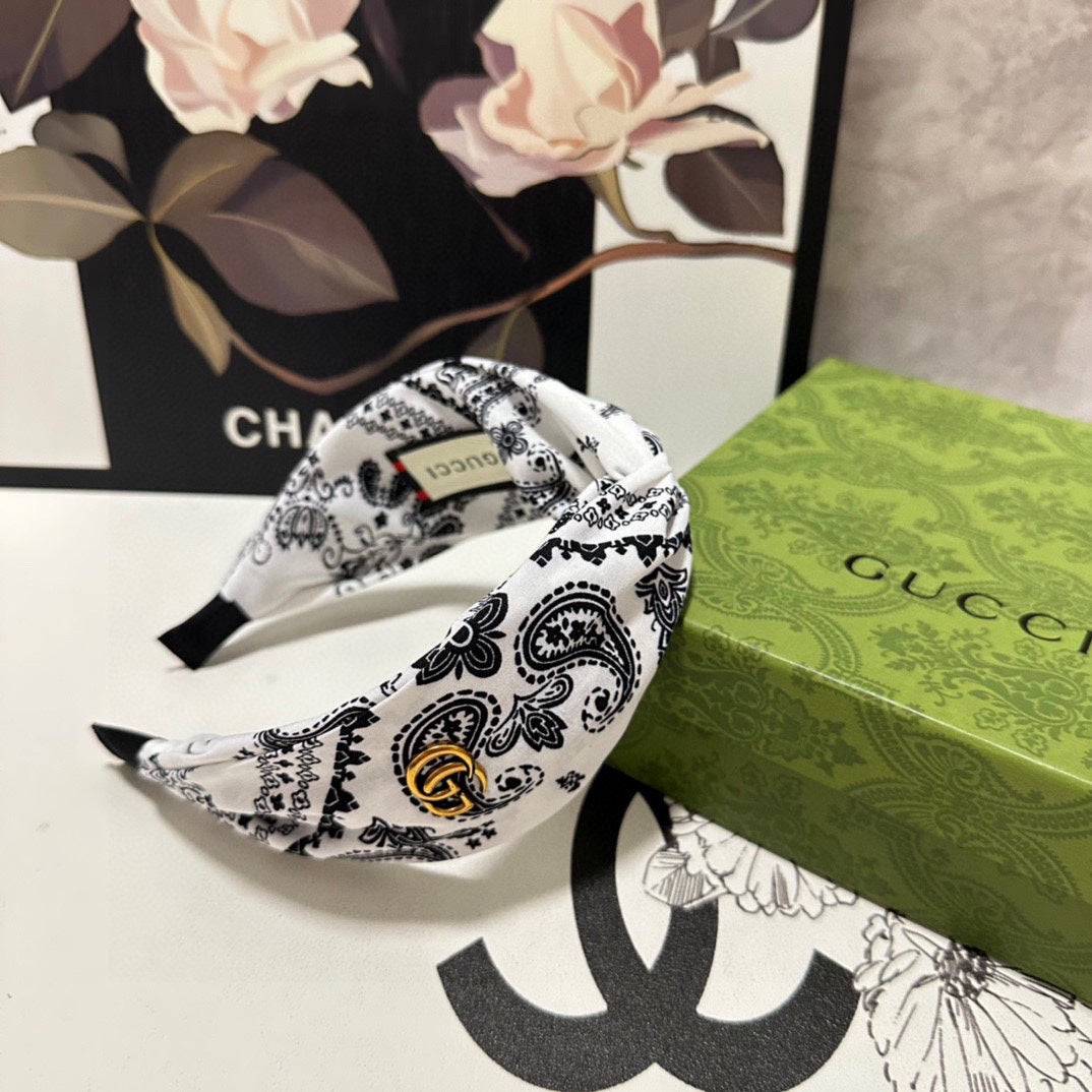 HAIRBAND IN WHITE AND BLACK PATTERN FABRIC 299347