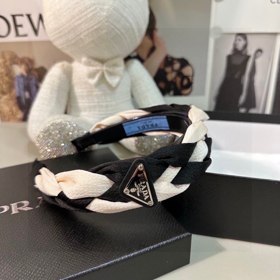 BRAIDED HEADBAND IN WHITE AND BLACK FABRIC 316687