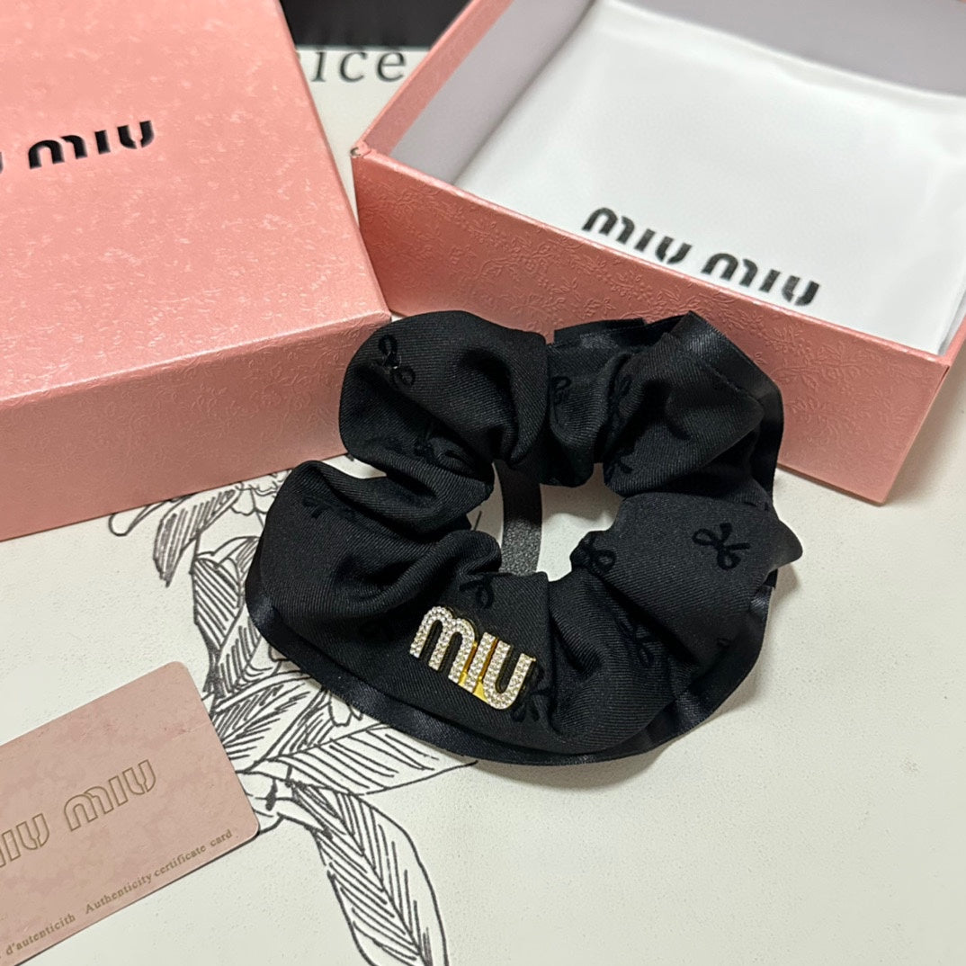 HAIR TIE IN BLACK SPANDEX FABRIC 432827